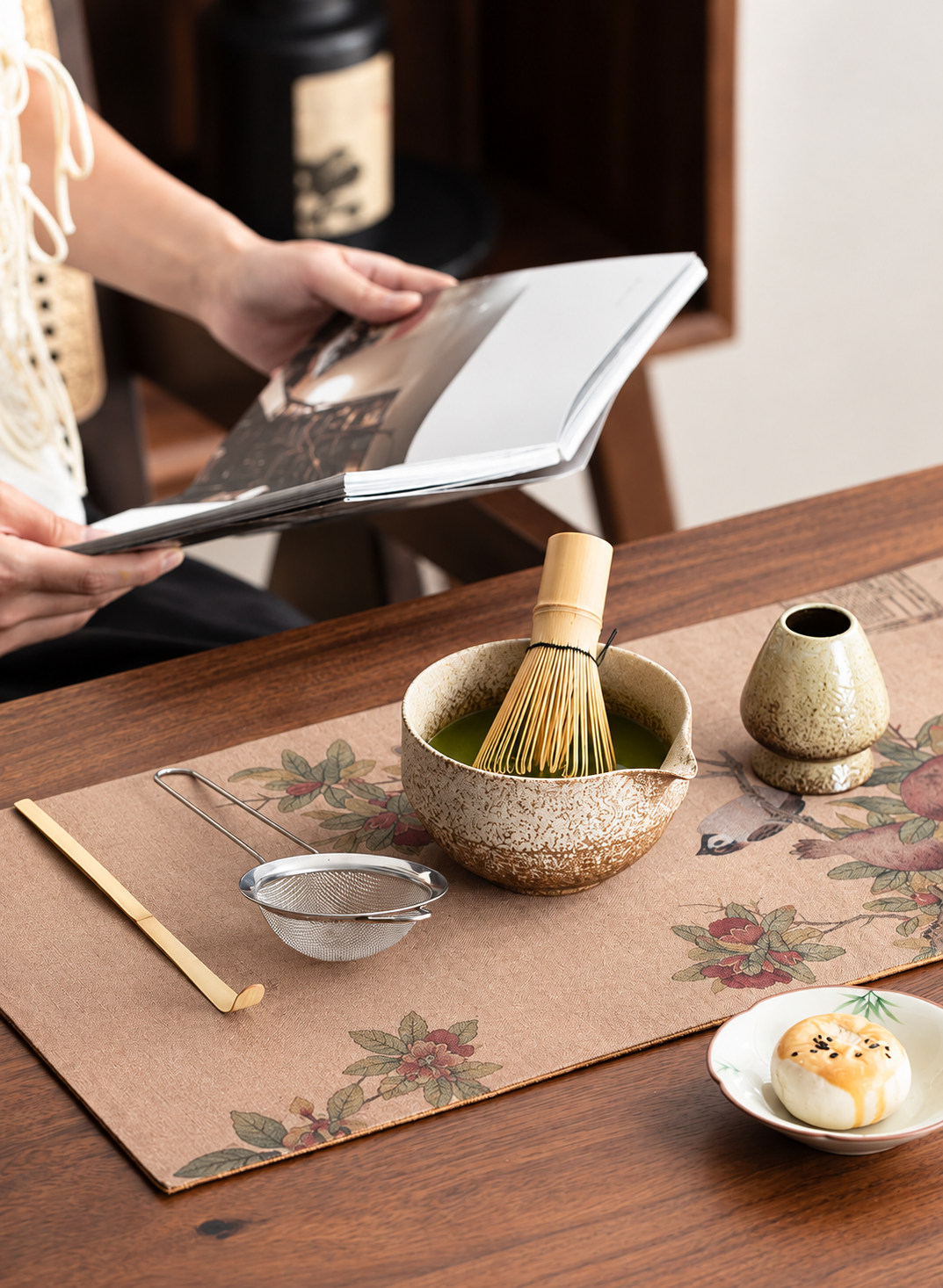 Pouring Matcha Bowls & Sets — detail image 6