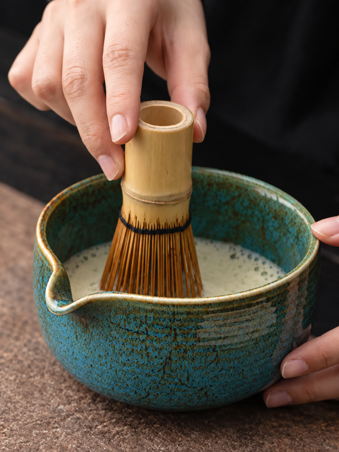 Glaze-Finish Pouring Matcha Bowls & Sets — image 1