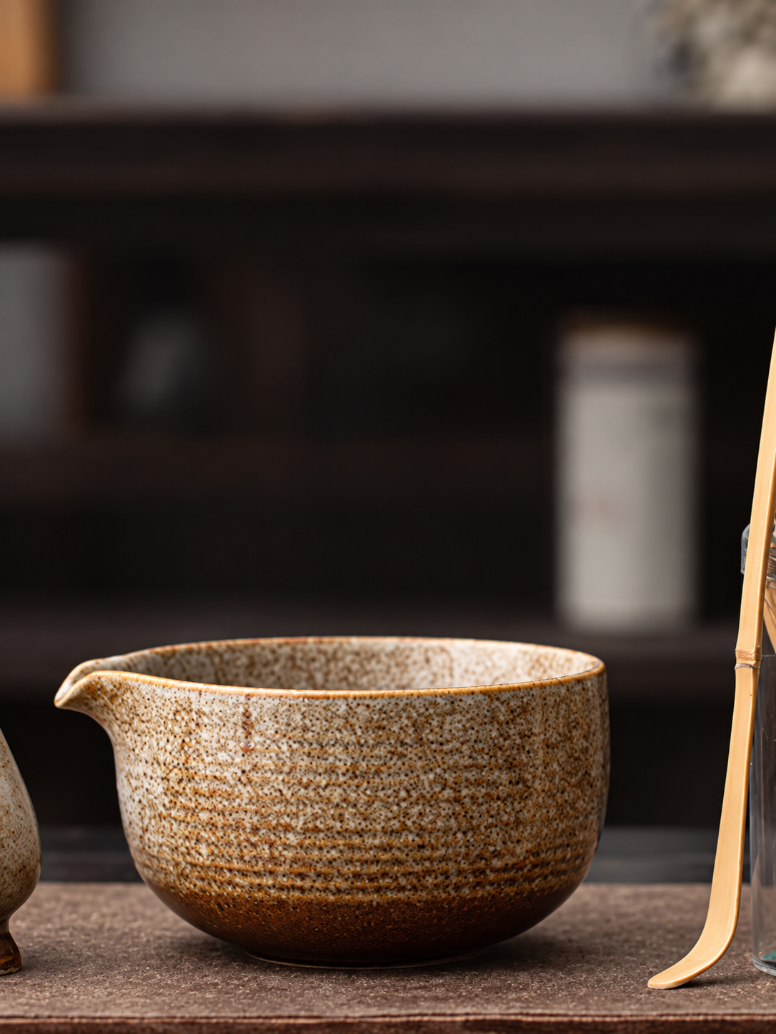 Glaze-Finish Pouring Matcha Bowls & Sets — image 3