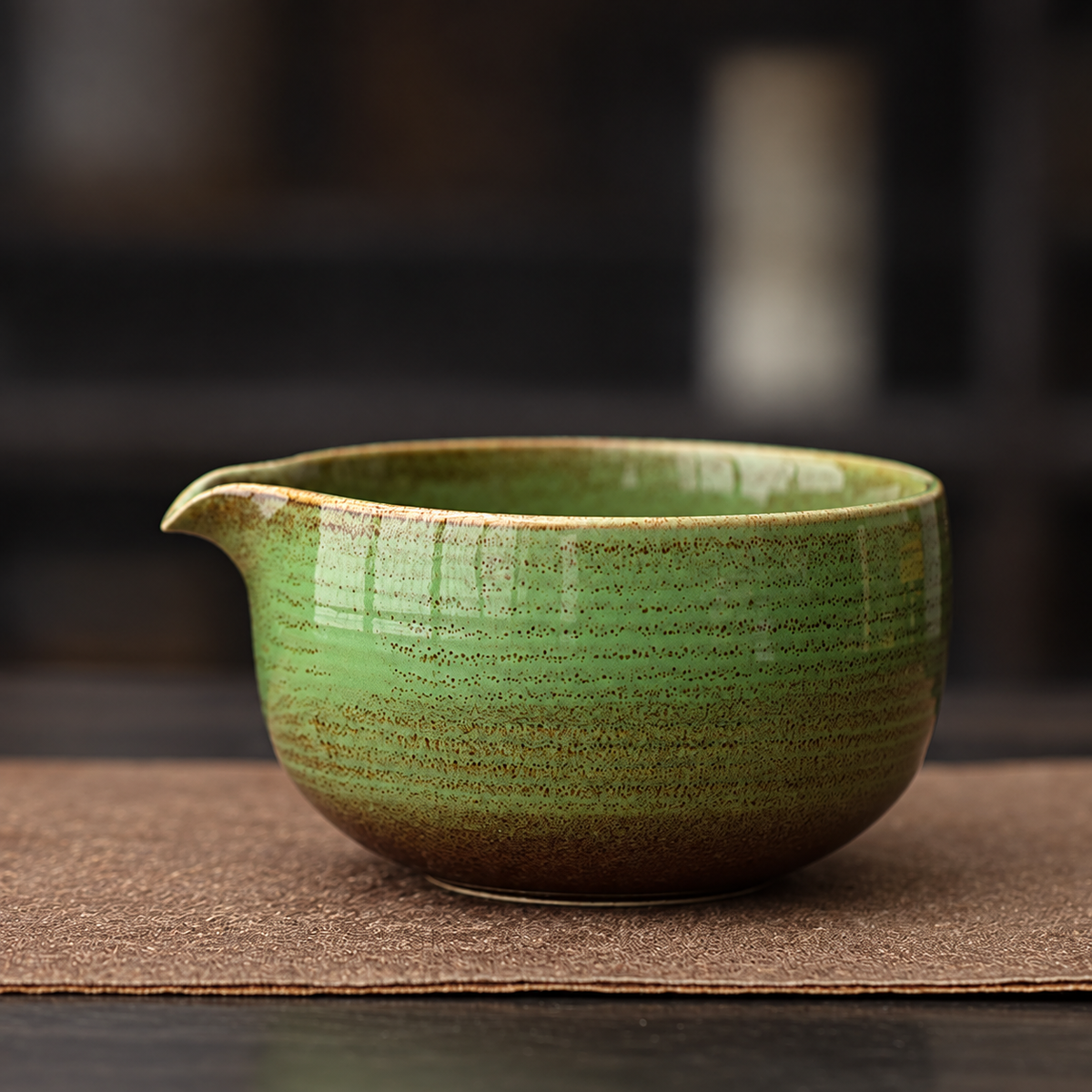 Glaze Green — Pouring Bowl