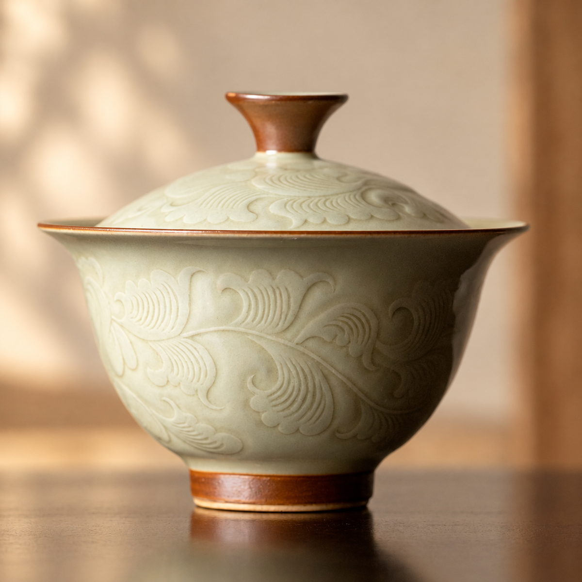 Carved Porcelain Gaiwan — Green or Beige — image 4