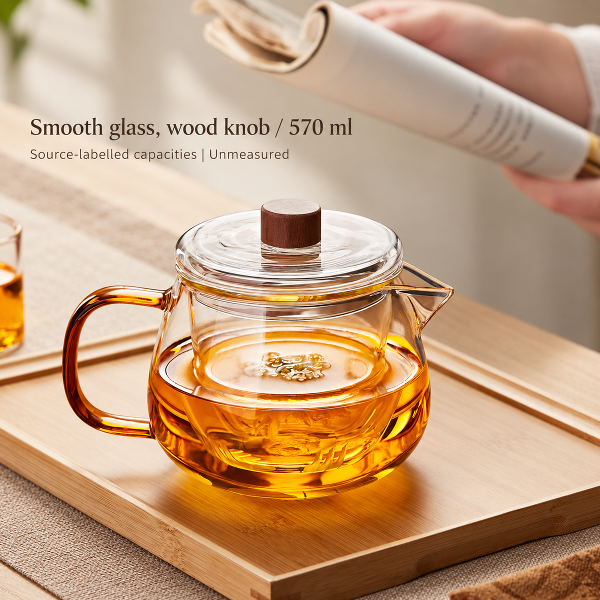 Smooth glass, wood knob | 570 ml | Additional source photo