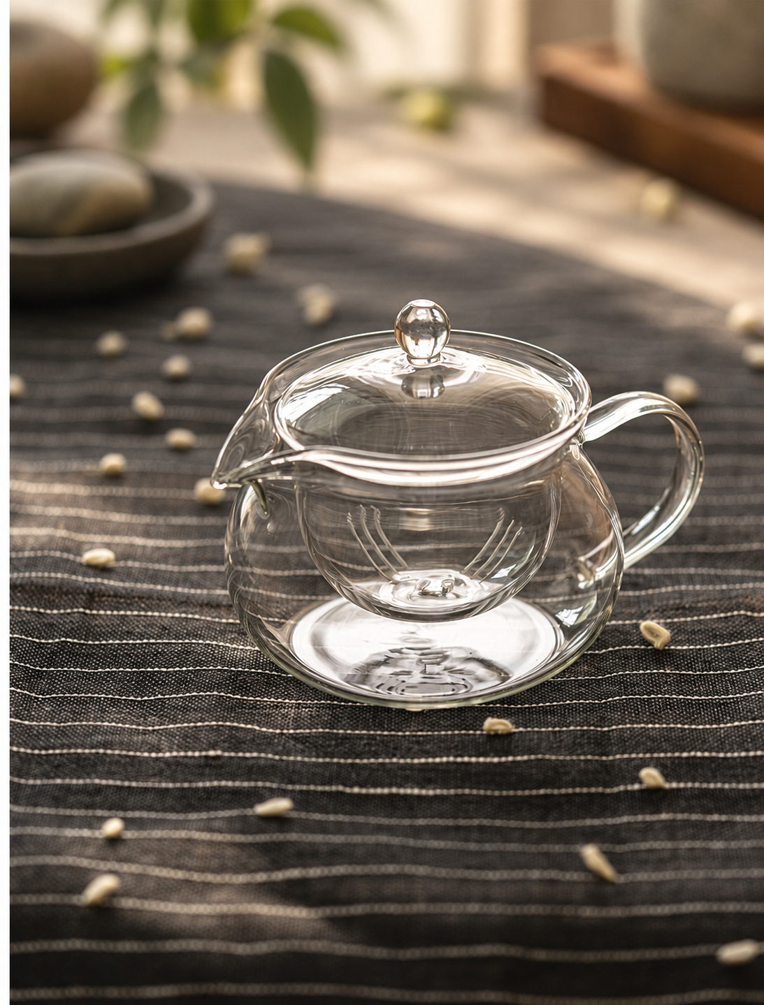 The glass infuser within