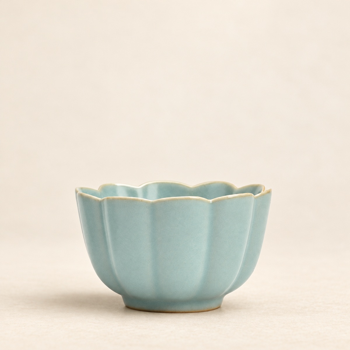 Sky-Blue Crackle-Glaze Tea Cup — image 4