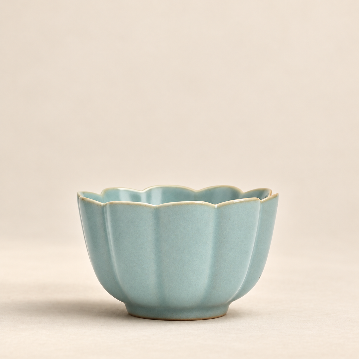 Sky-Blue Crackle-Glaze Tea Cup — image 8