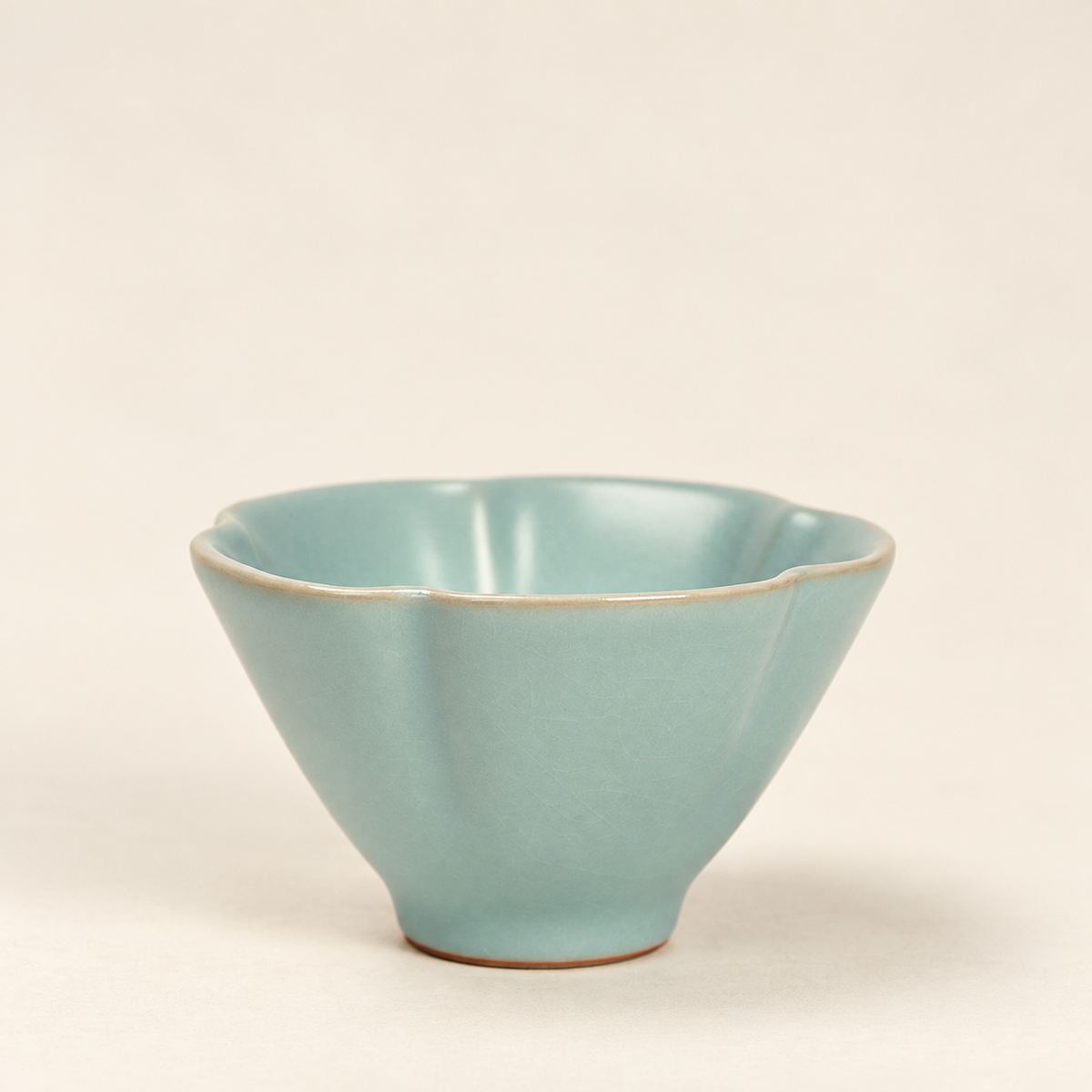 Sky-Blue Crackle-Glaze Tea Cup — image 12