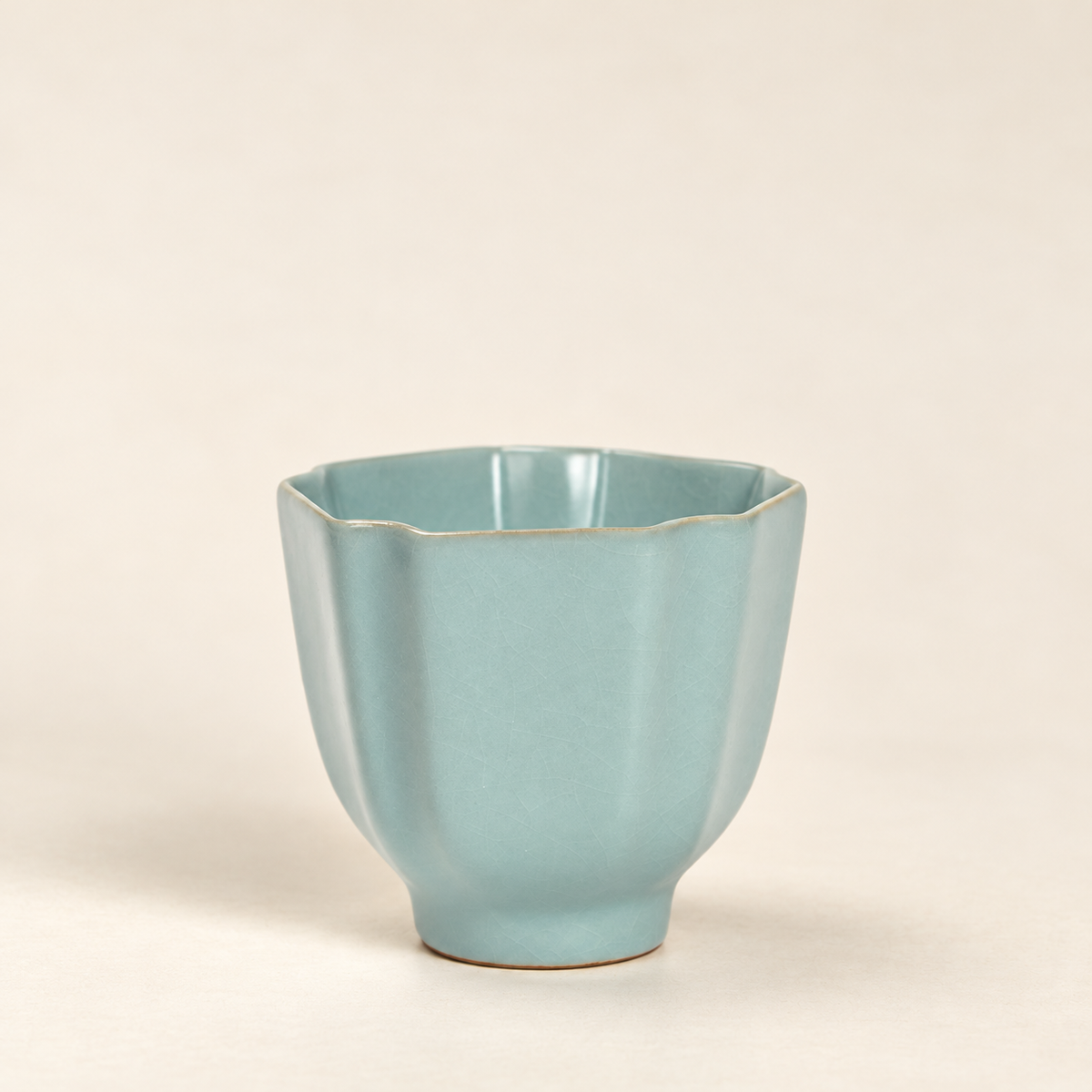 Yuzan / Tall fluted cup