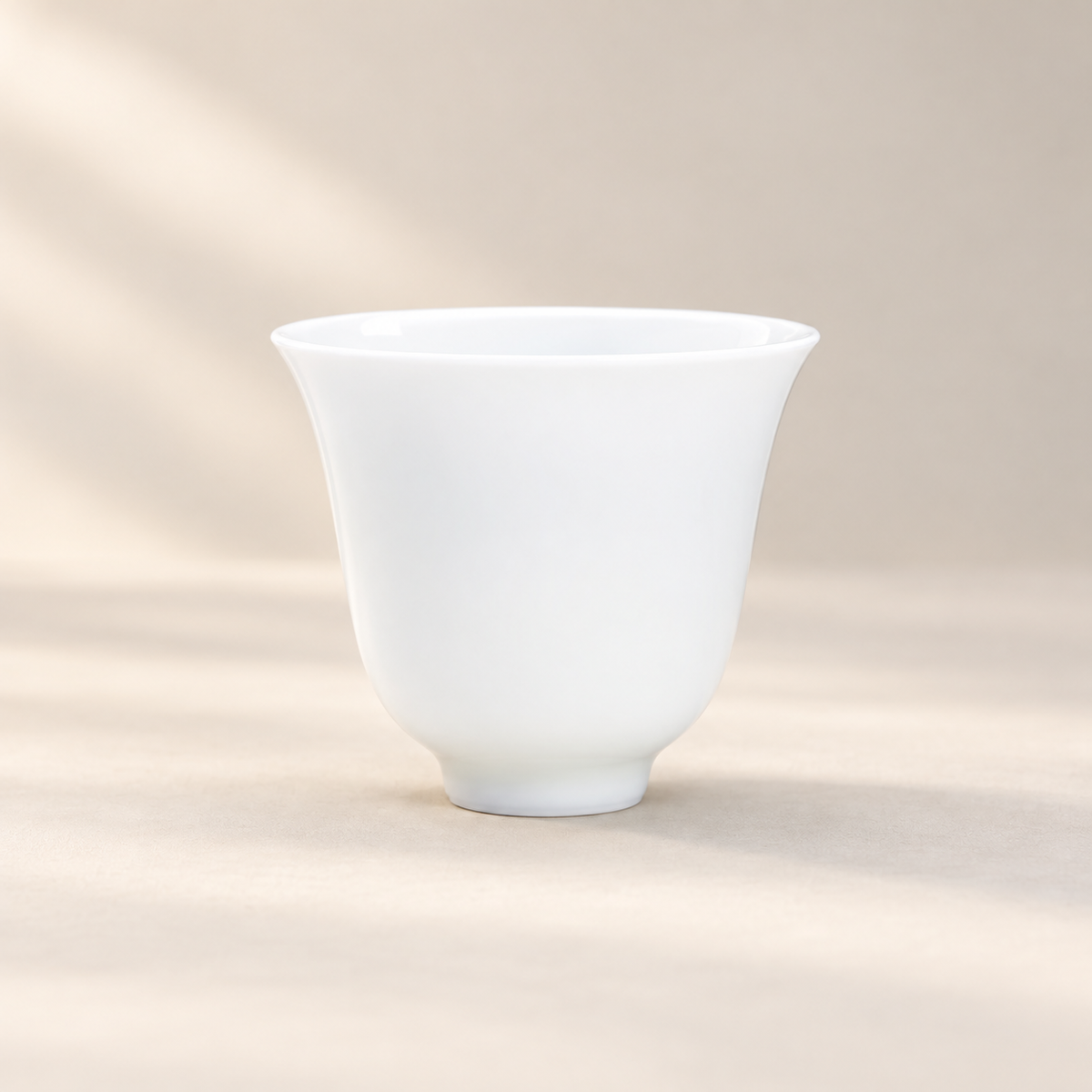Guest / Magnolia Cup