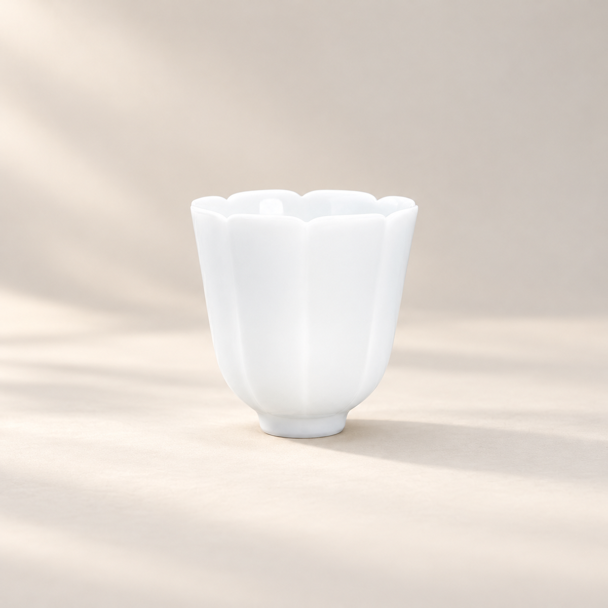 Flower Rim / Eight-Petal Cup