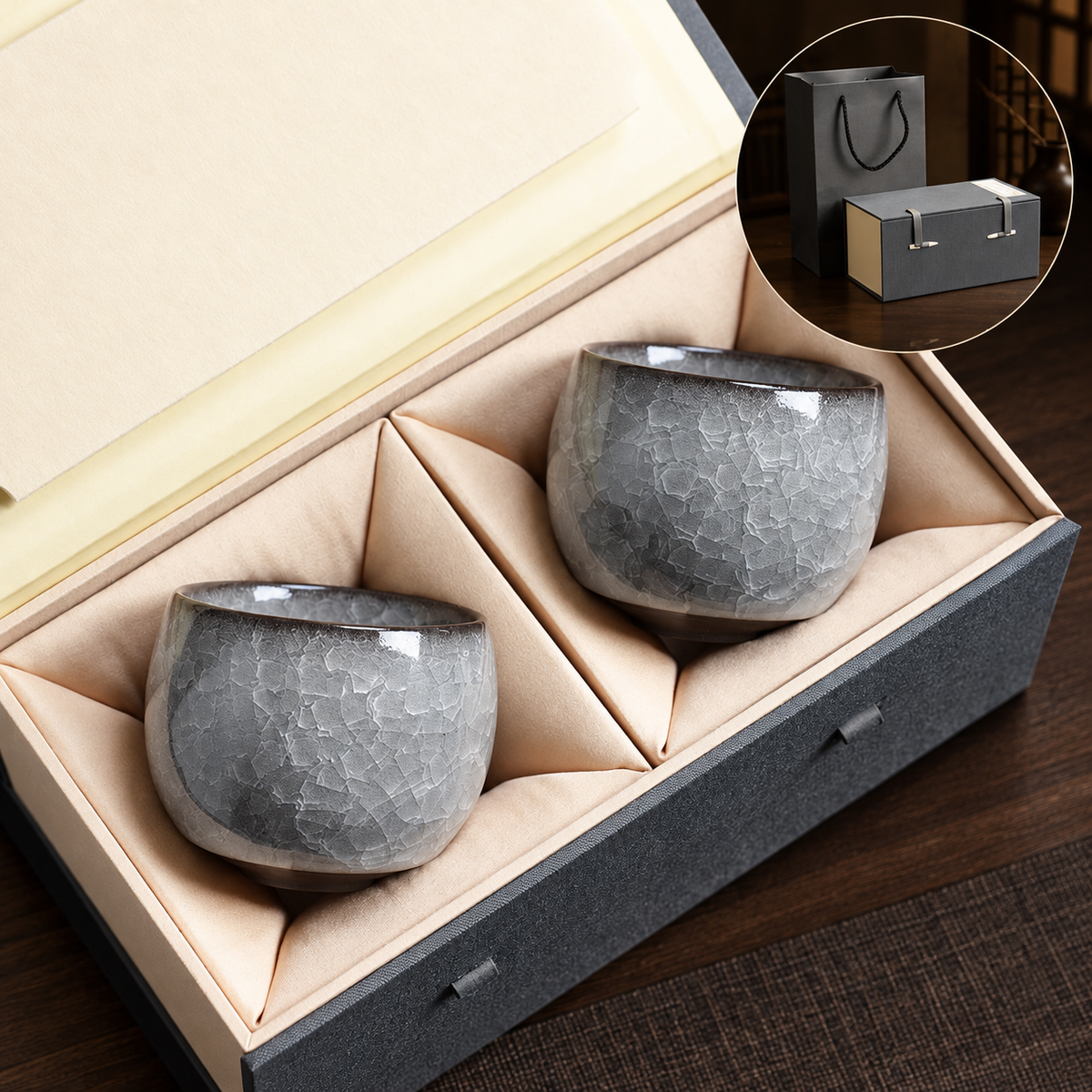 Jufu / Tall rounded cup / Two cups in blue-grey box