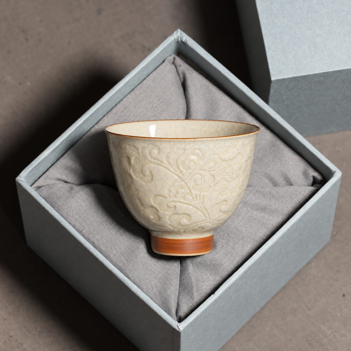 Beige Cup + Gift Box