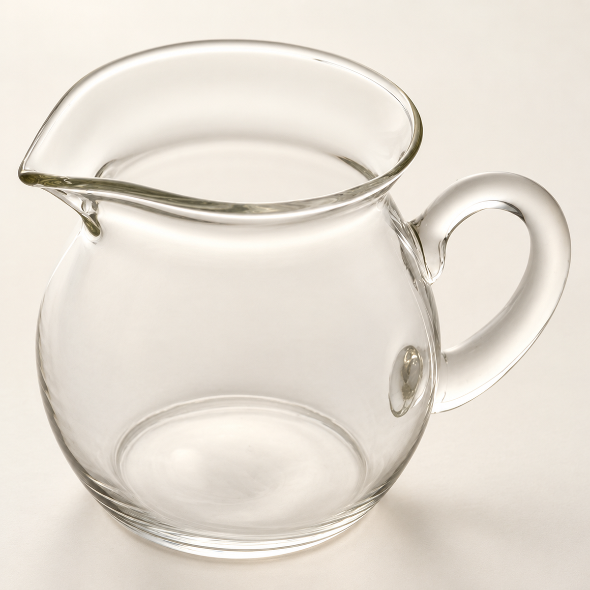 Rounded Glass Gongfu Tea Pitcher · 250 ml — image 4