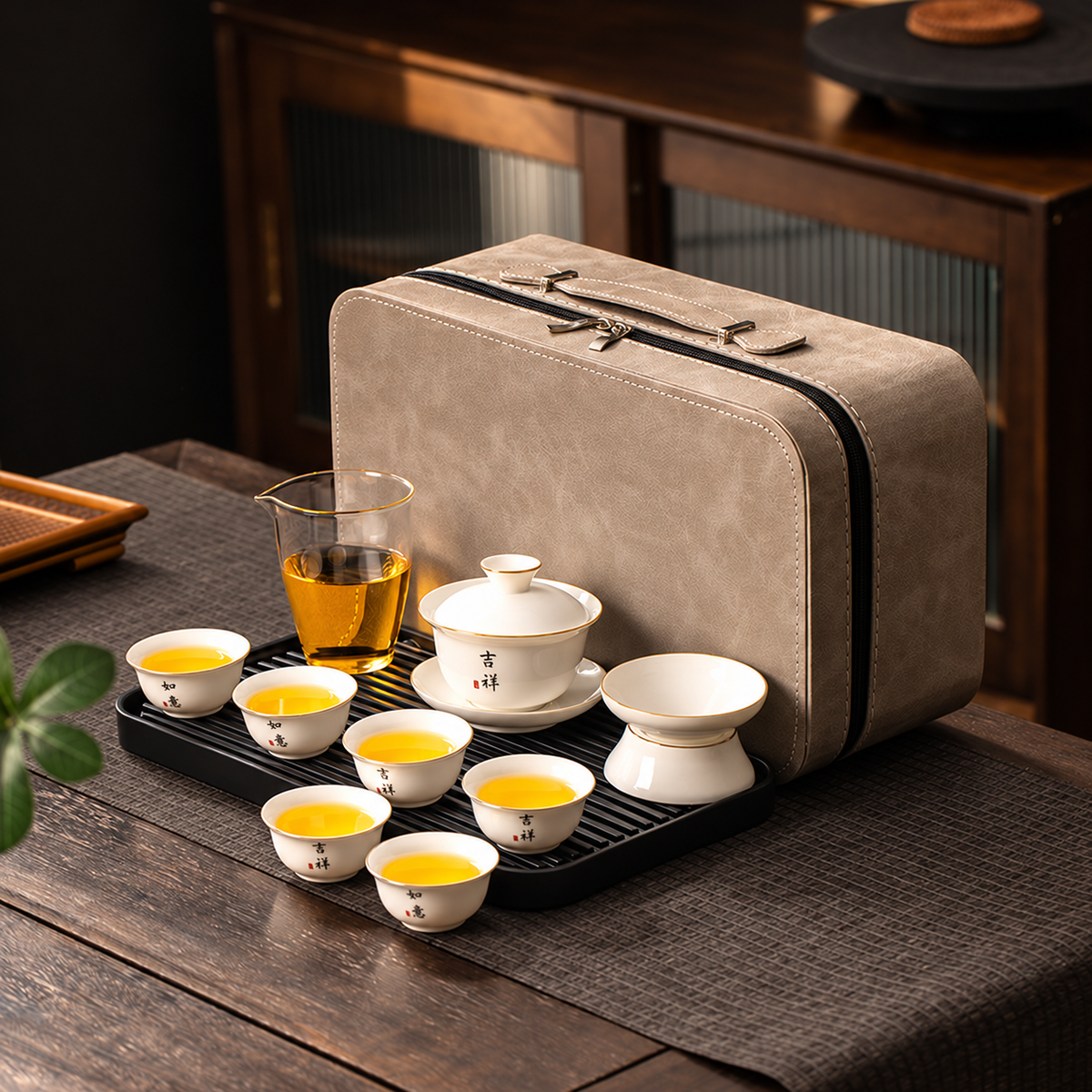 Jixiang Gold Rim · Glass Pitcher + Tray