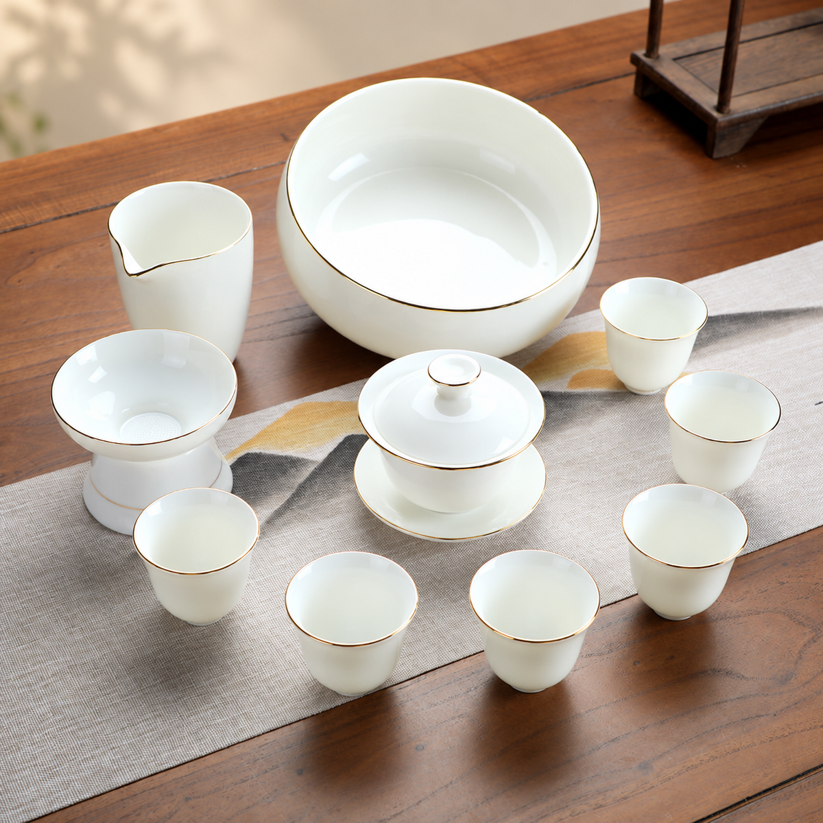 Classic Gaiwan - Six Cups, Pitcher, Filter and Bowl