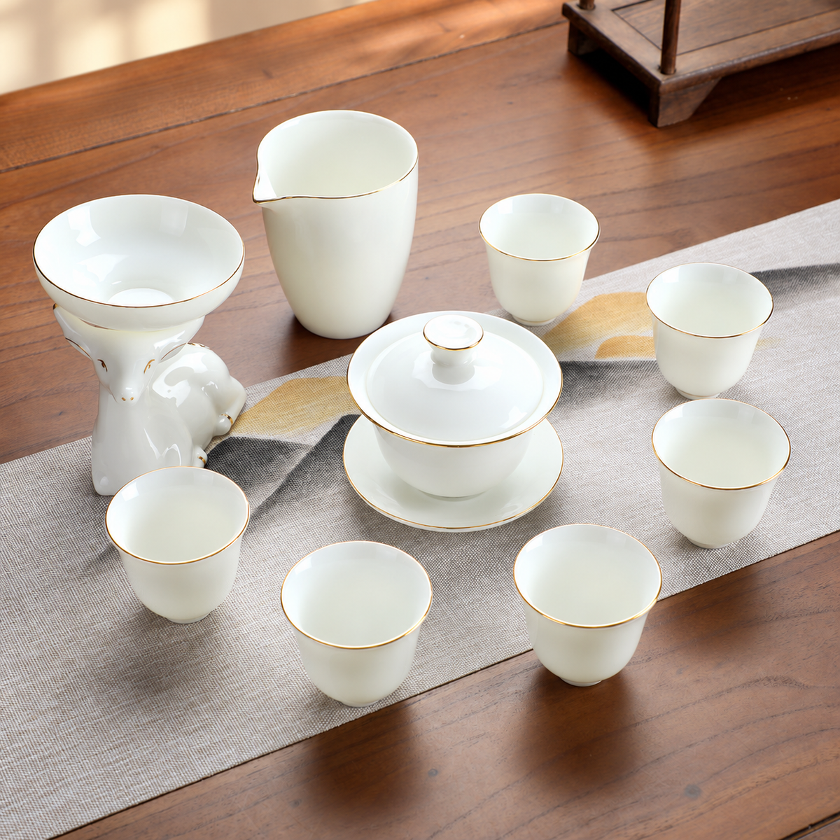 Classic Gaiwan - Six Cups, Pitcher and Deer Filter