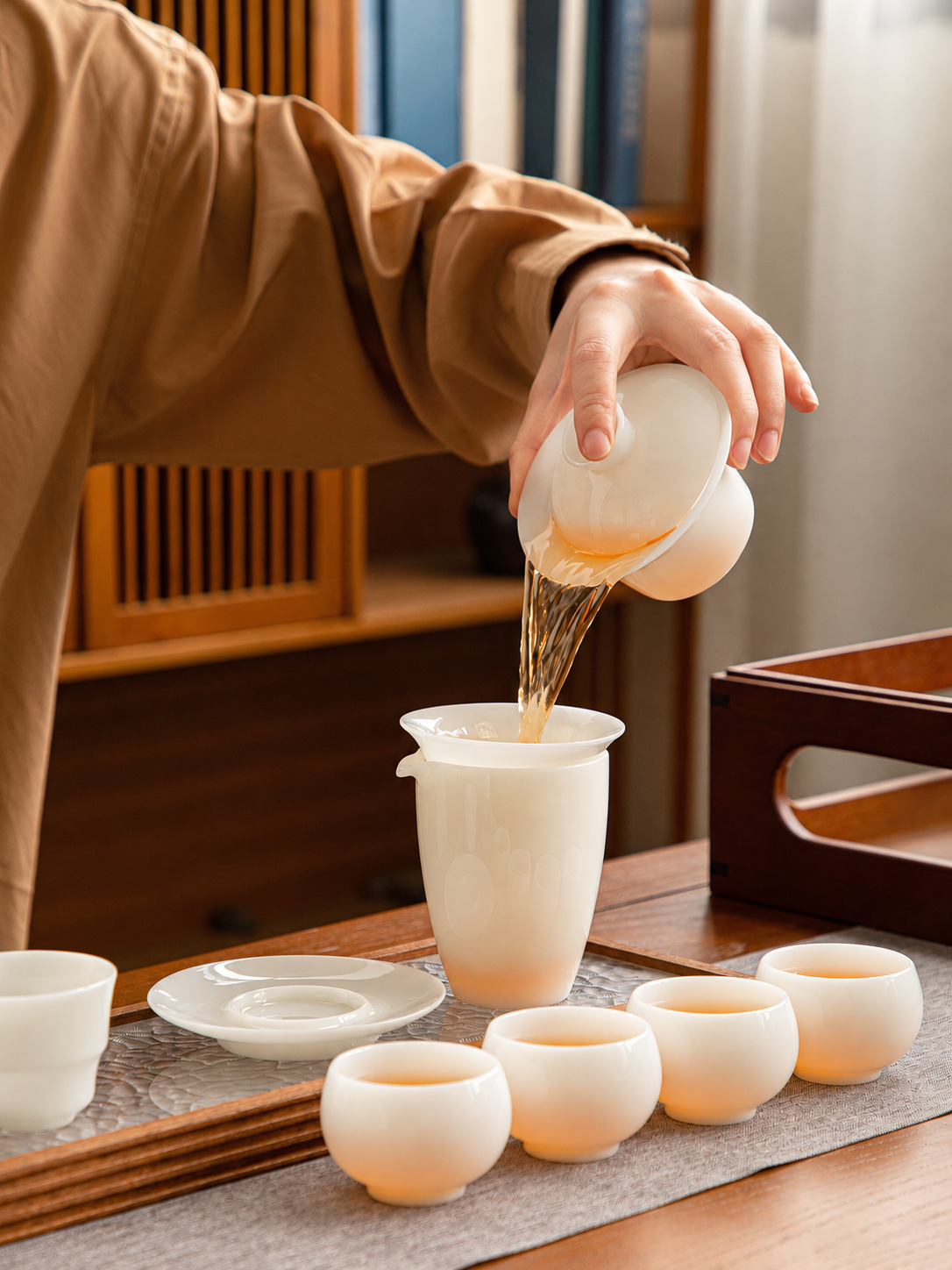 Pale Ceramic Gongfu Gaiwan Tea Sets — image 4