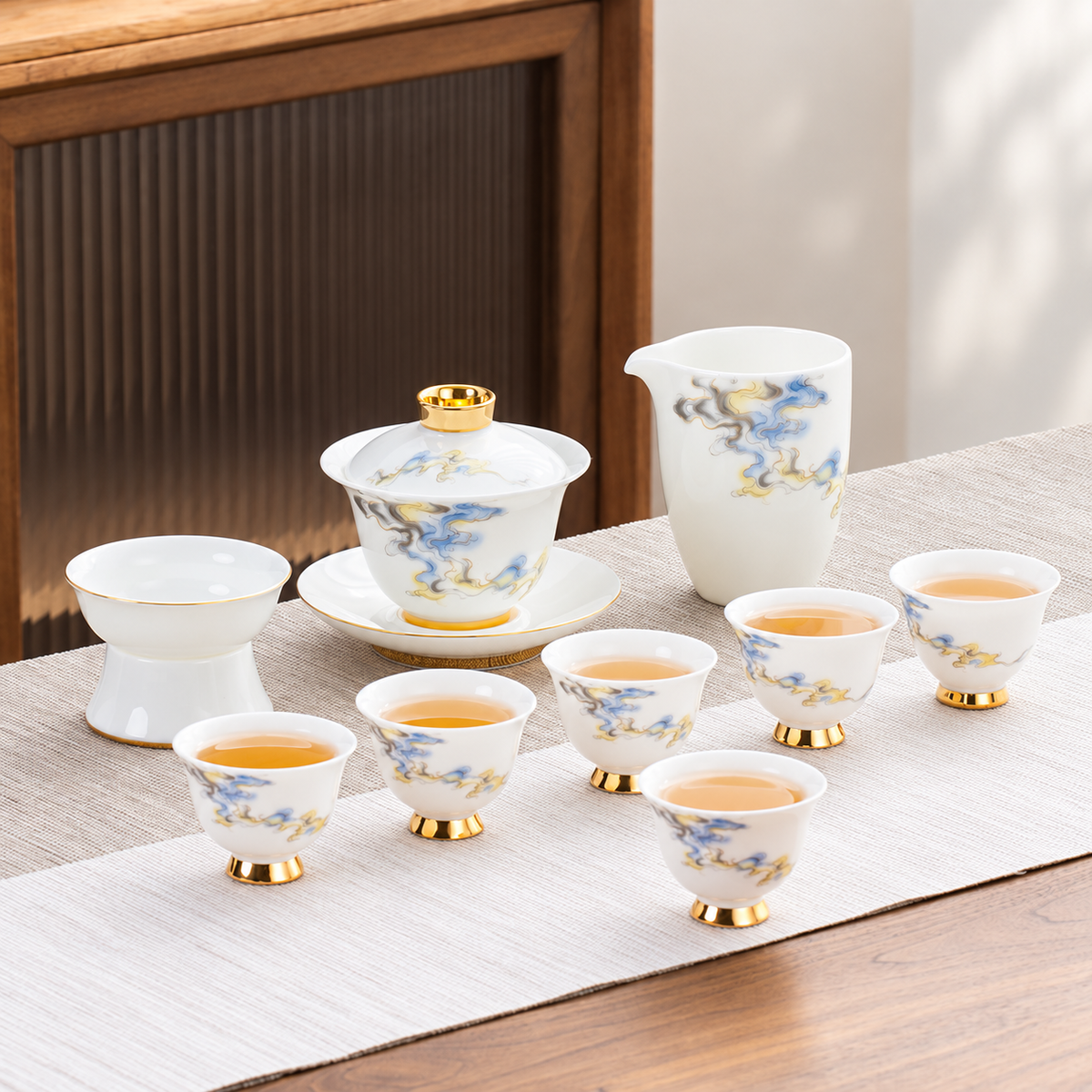Cloud - Large Gaiwan - Six Bell Cups