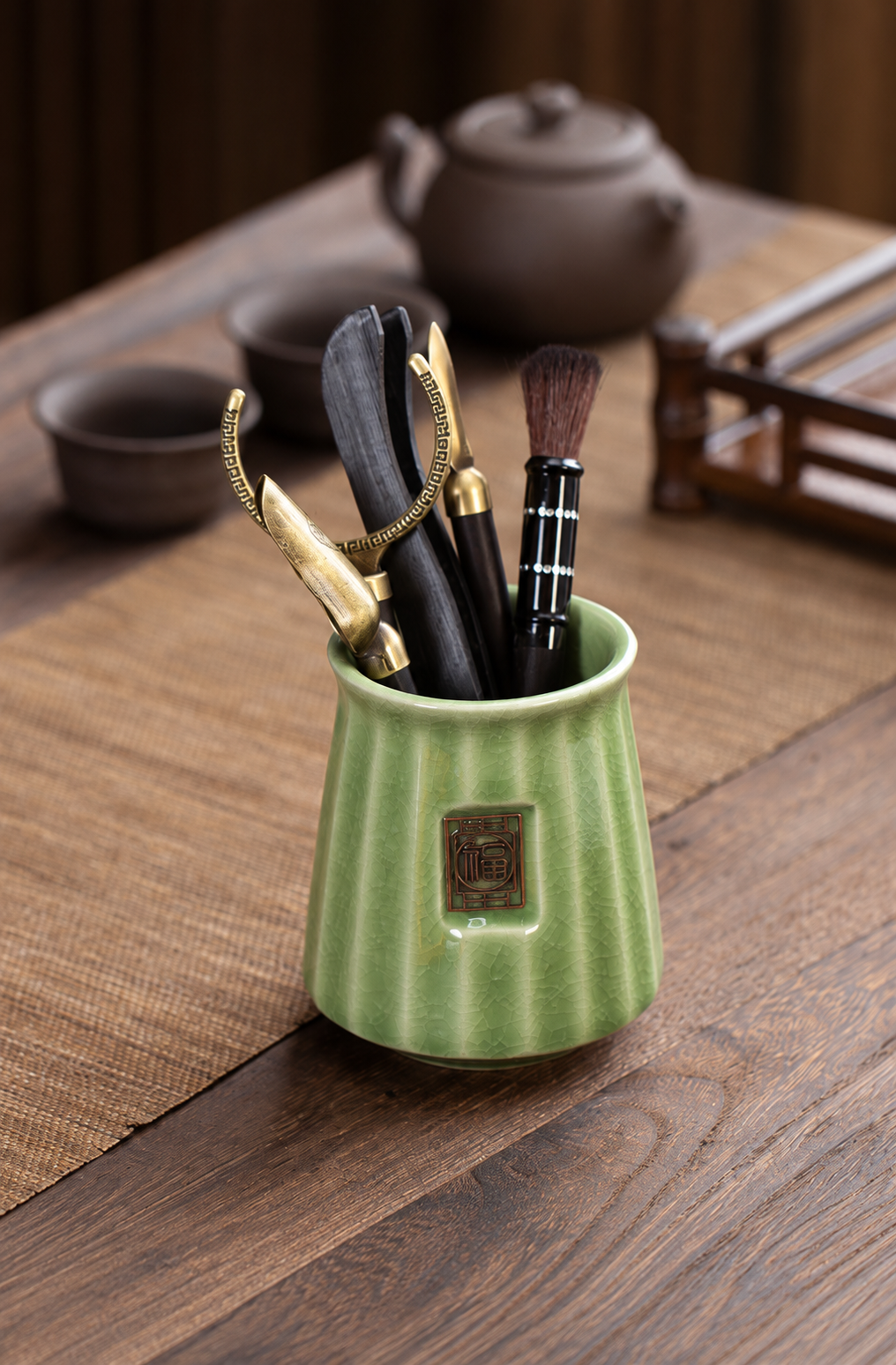 Crackle green and Fu motif