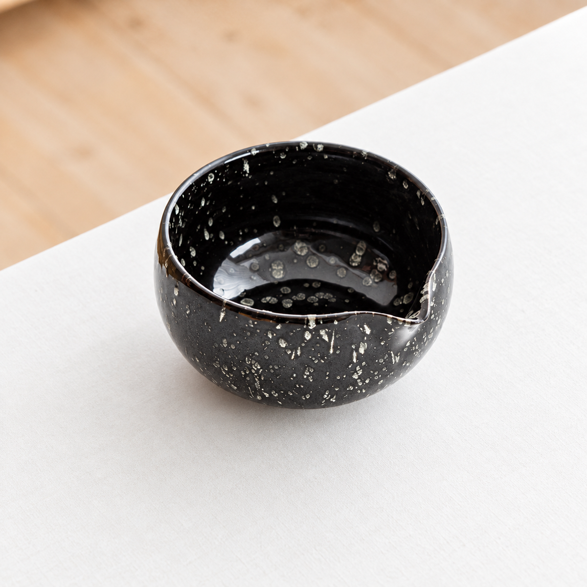 Black — Rounded Bowl / 550 ml