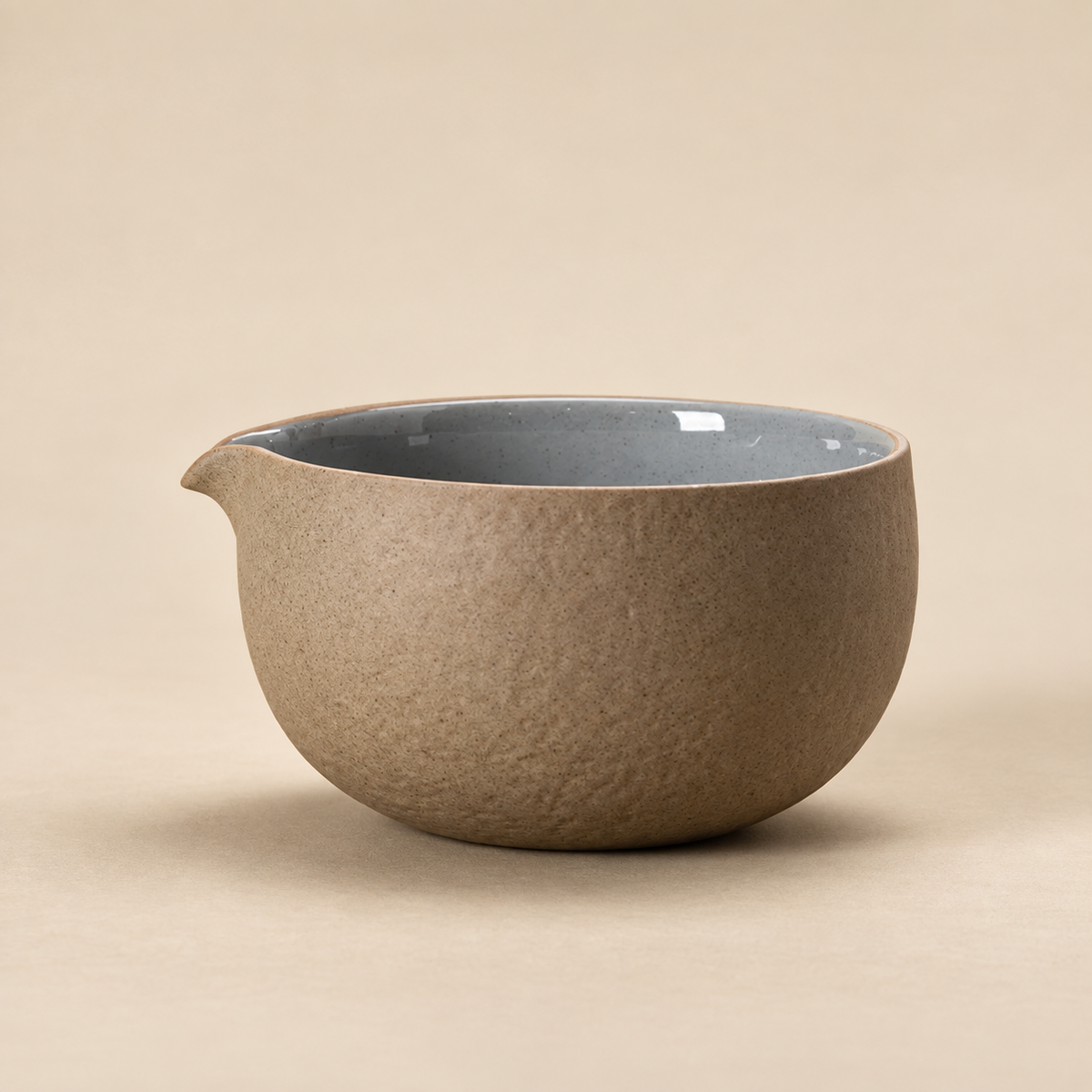 Earth Brown — Pouring Bowl