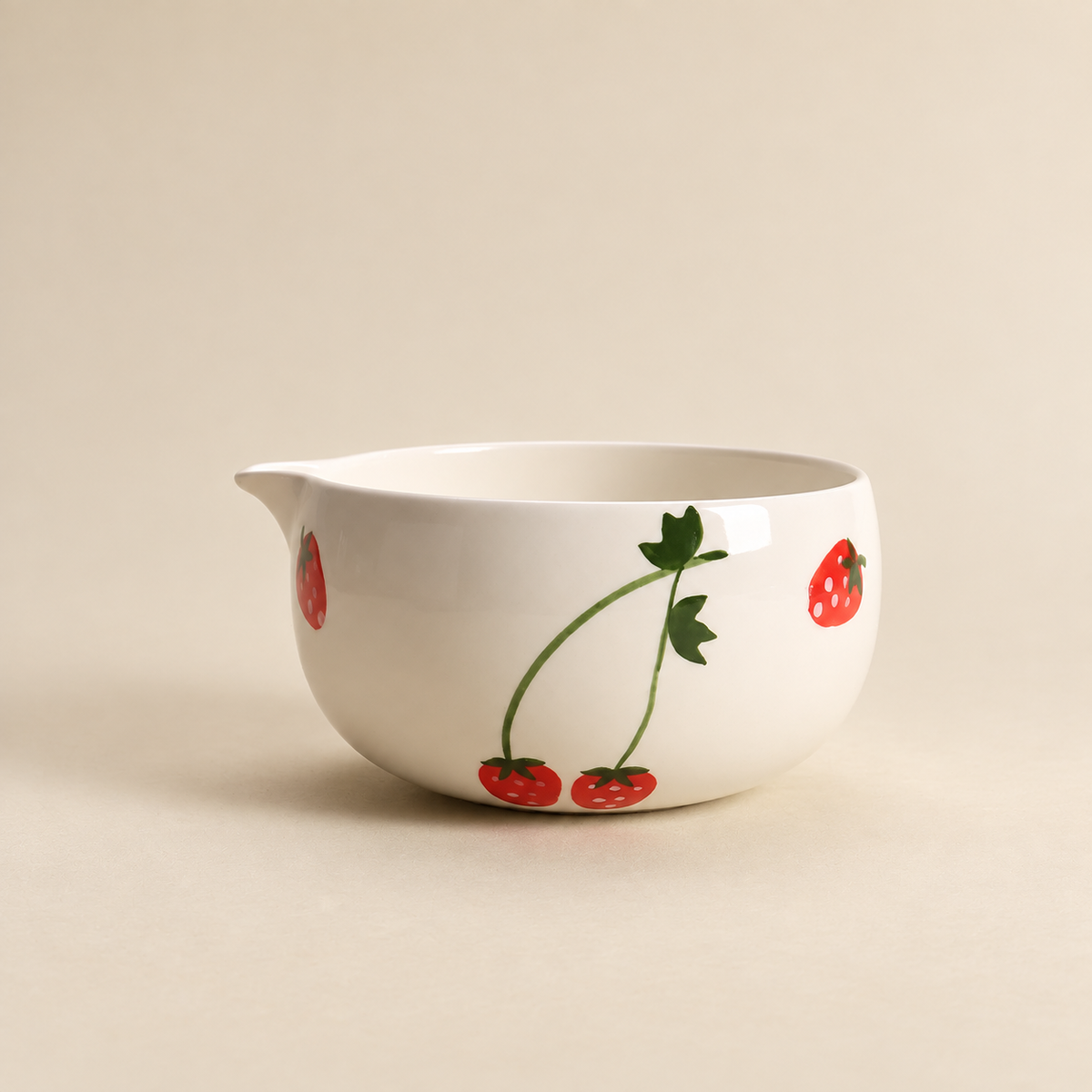 Strawberry — Pouring Bowl