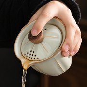 Ivory Crackle-Glaze Tea Brewers & Ritual Pieces — image 1