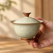 Carved Porcelain Gaiwan — Green or Beige — image 2