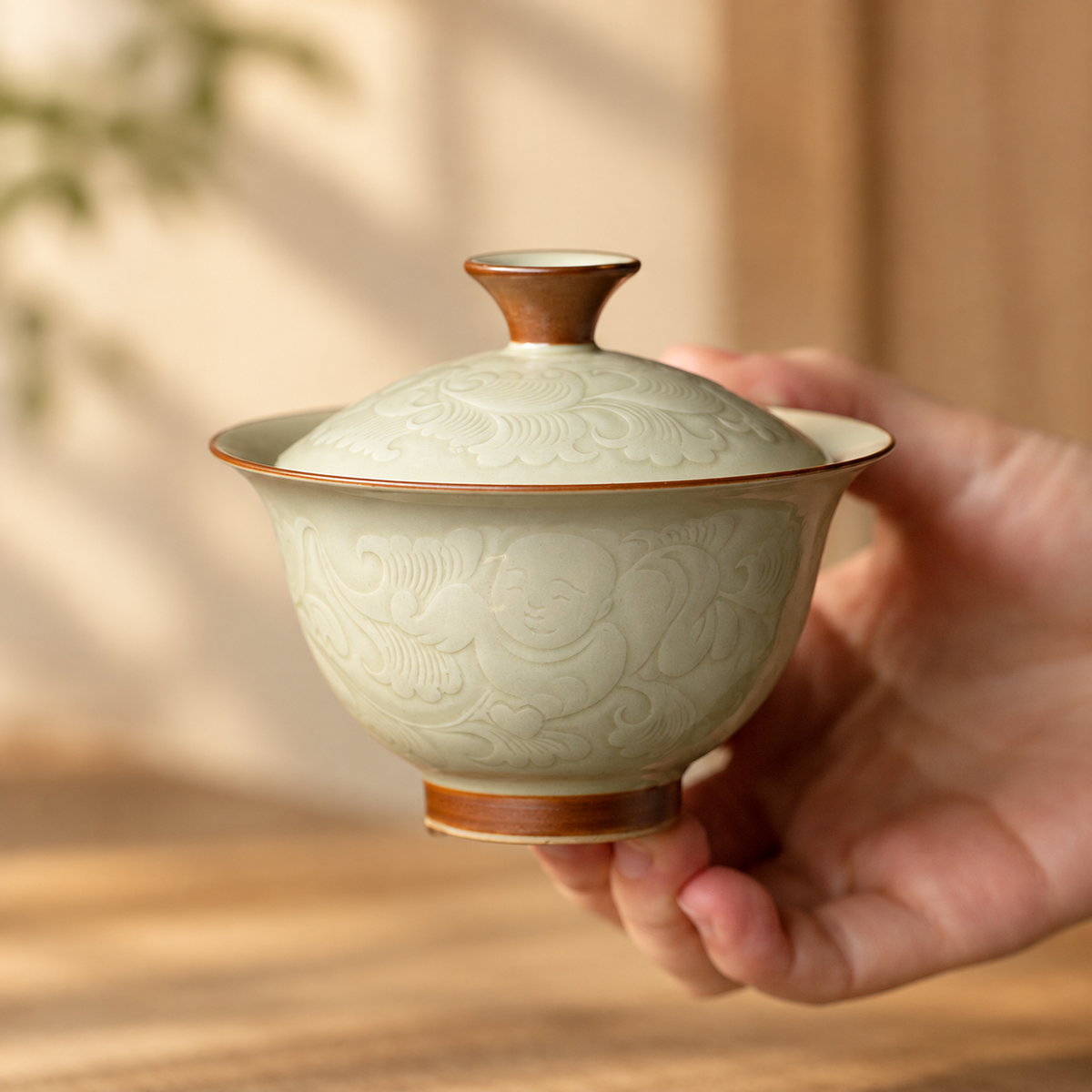 Carved Porcelain Gaiwan — Green or Beige — image 2