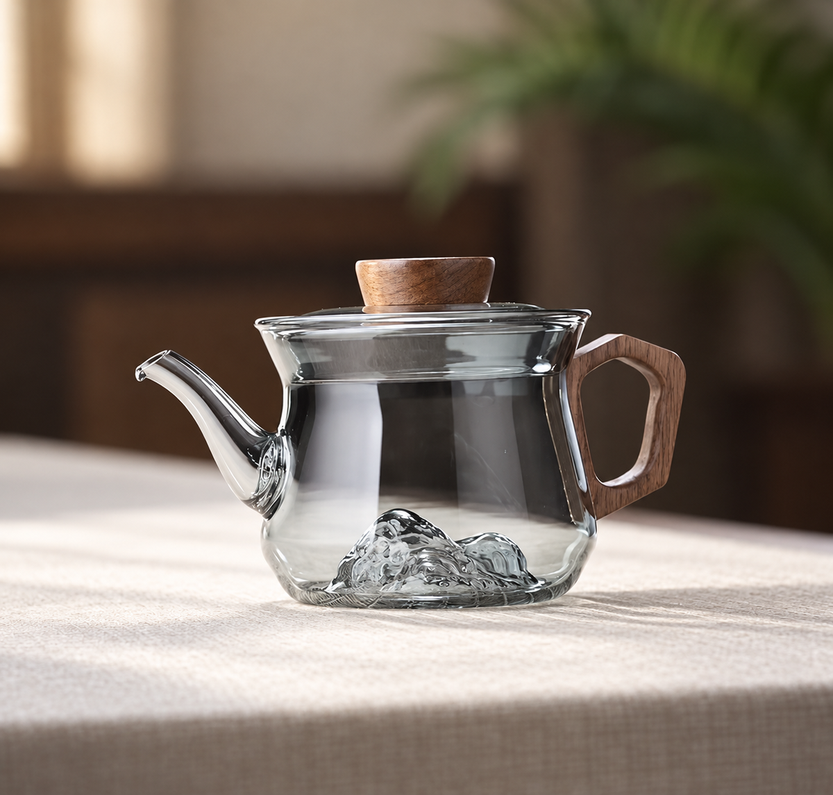 Smoke / mountain teapot