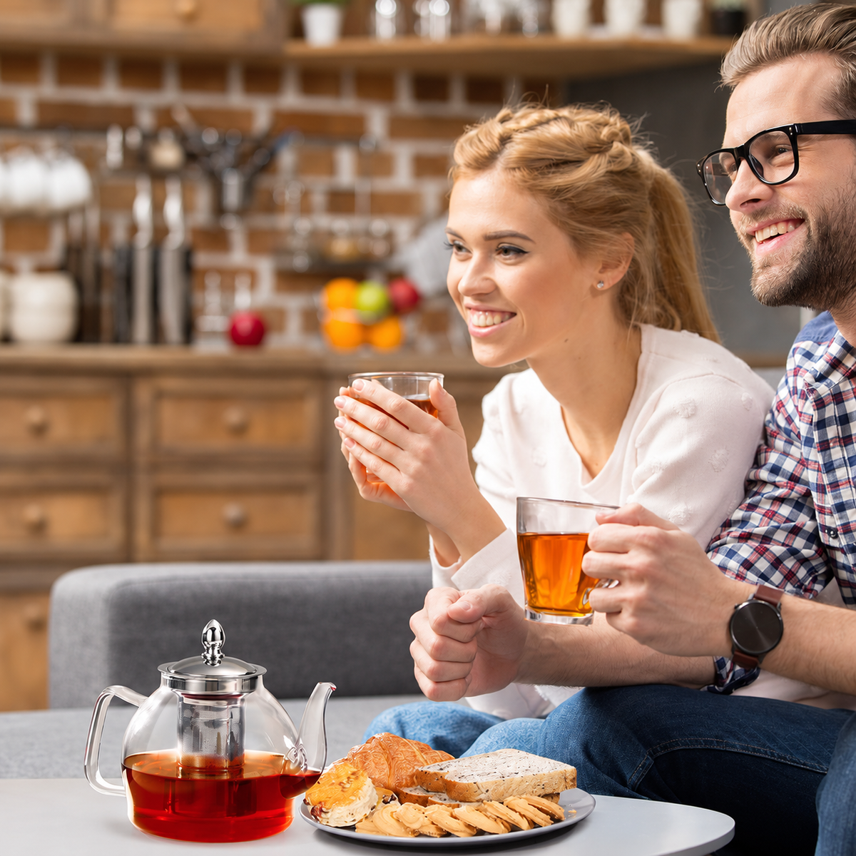 Glass Teapot with Removable Metal Infuser — image 4