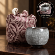 Jufu / Tall rounded cup / Single cup with cloud-pattern pouch