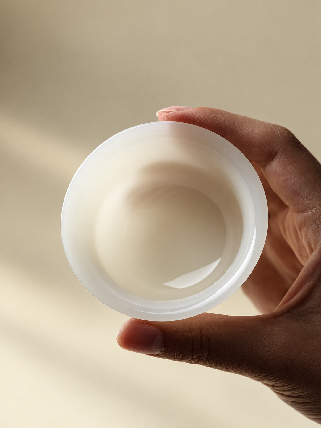 Puyu White Porcelain Tasting Cup — image 3