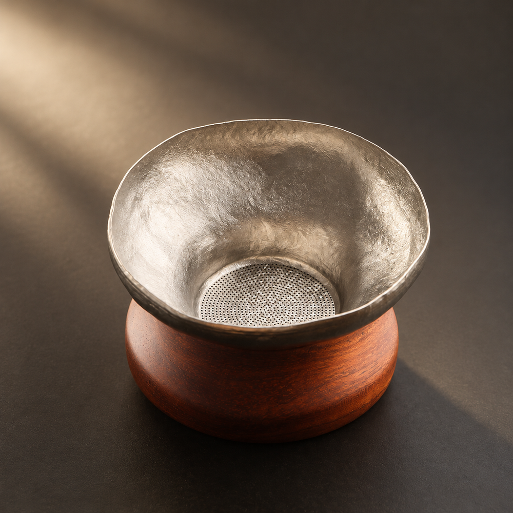 Textured Metal Tea Strainer — image 1