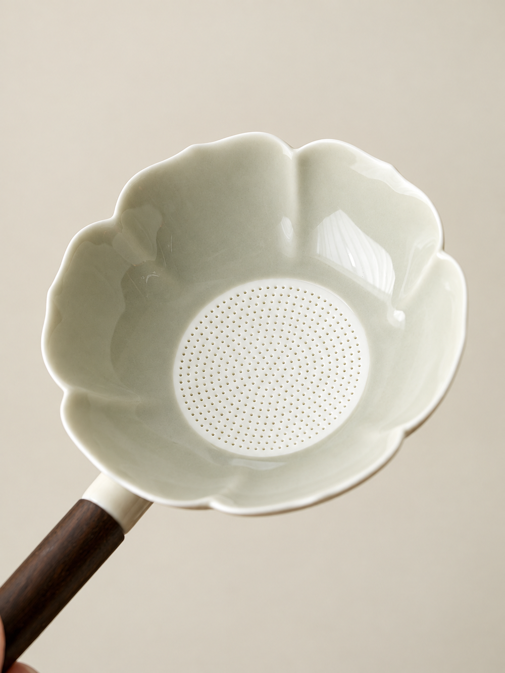 Scalloped Ceramic Tea Filters & Pitcher Sets — image 2