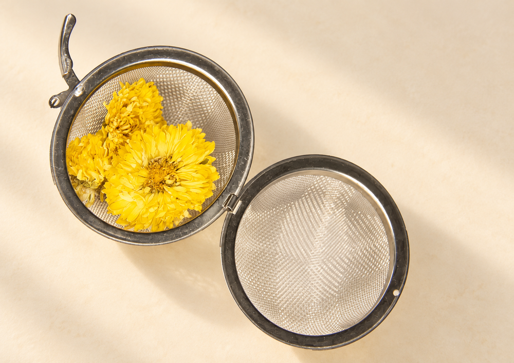Silver Mesh Tea Infuser with Chain — image 2