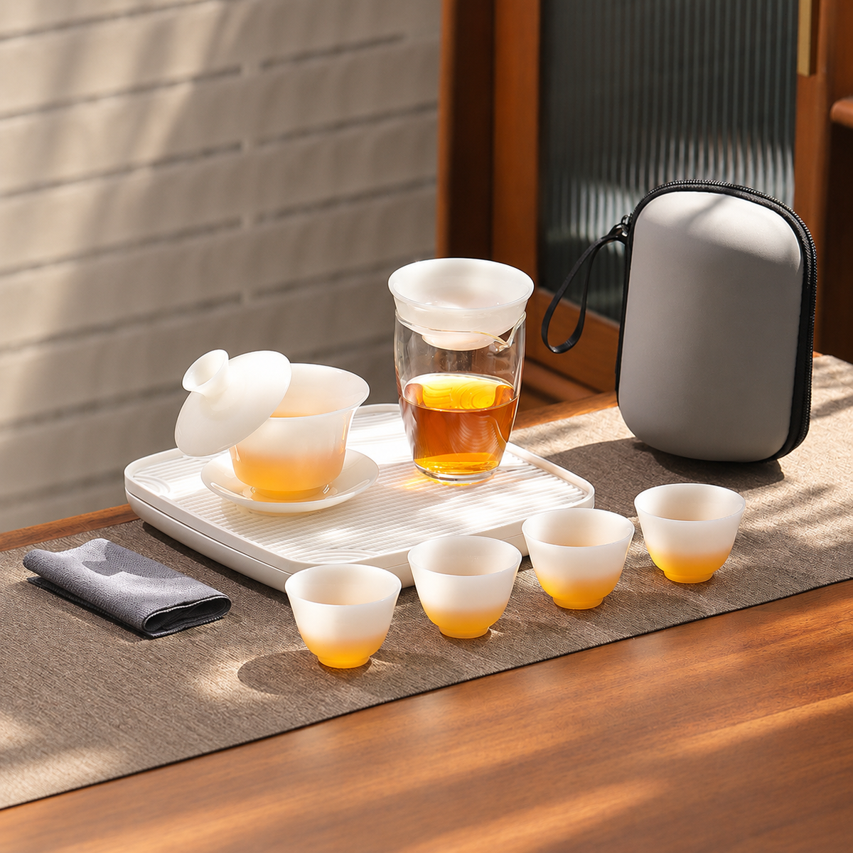 Plain White · Translucent White · Four Cups · With Tray