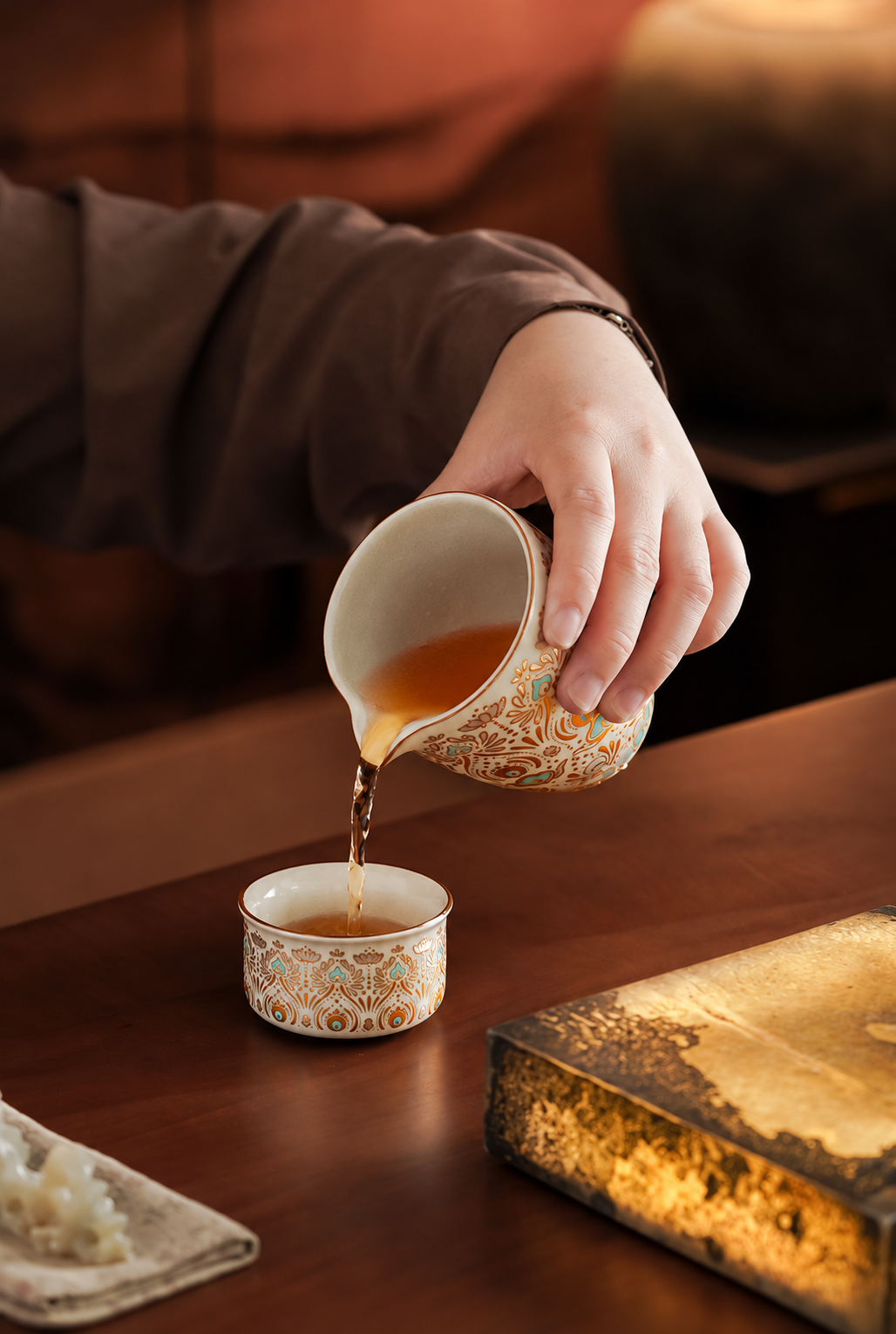 Serving into a cup