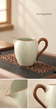 Serving pitcher