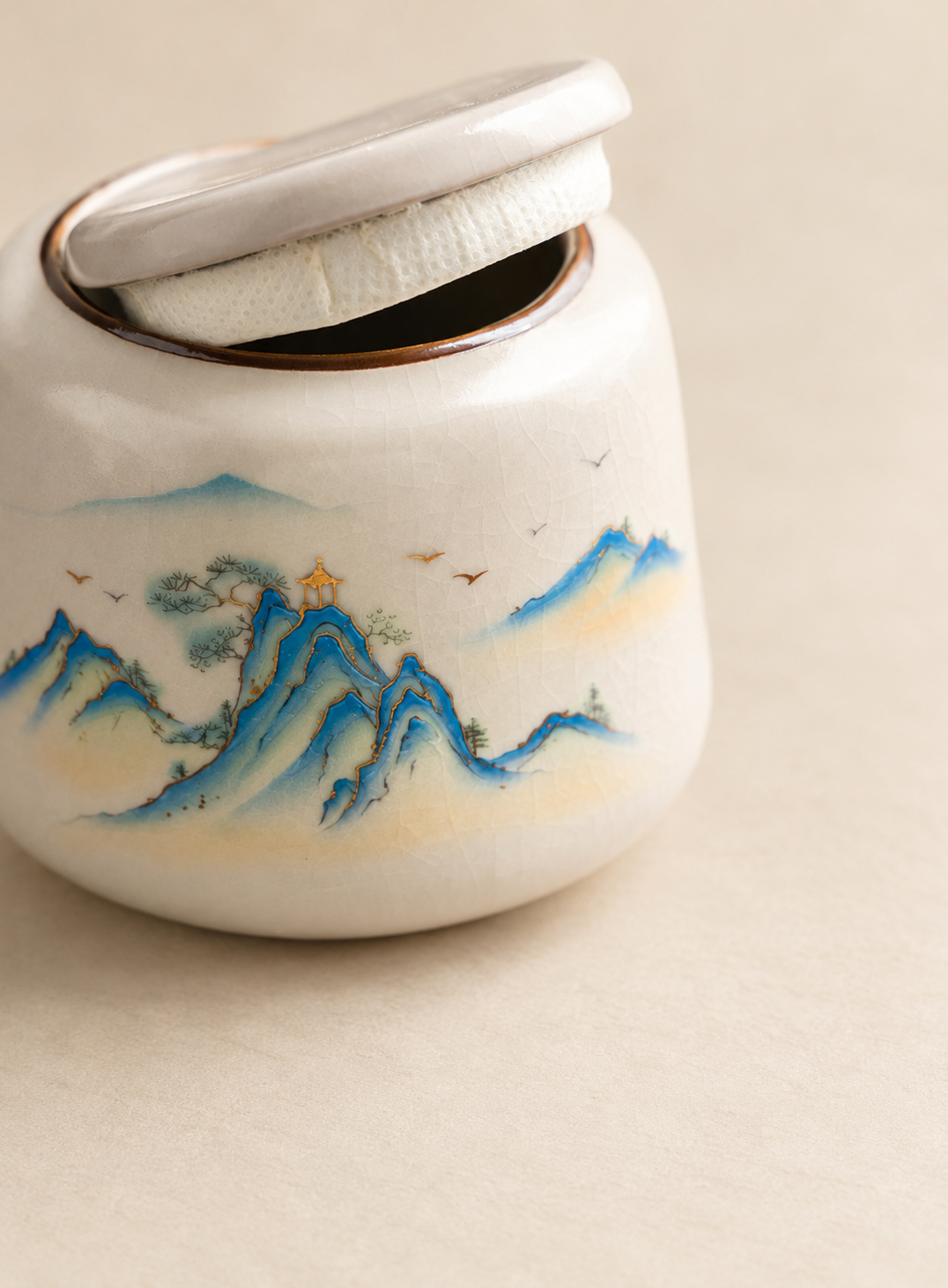 Lidded tea jar
