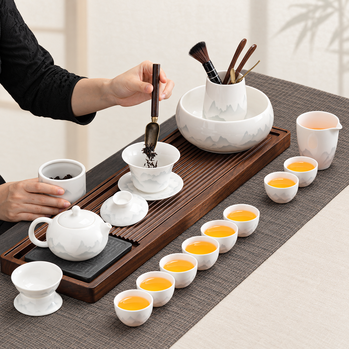 Ink-Landscape Porcelain Gongfu Tea Set — image 2