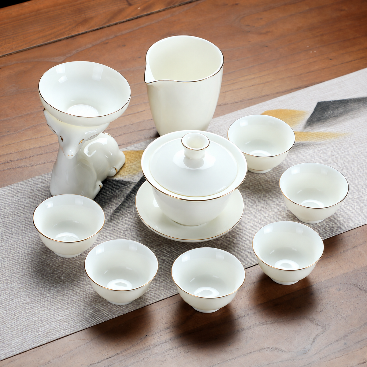 Large Gaiwan - Six Flared Cups, Pitcher and Deer Filter