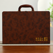 Pictured gift case