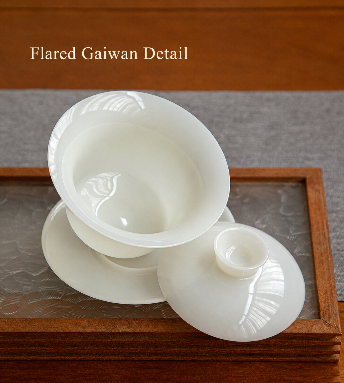 Flared rim detail