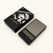 The protective cover and pictured box.